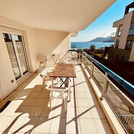 Apartment Spacieux Deux Pieces En Front De Pour 4 Personnes Ref 12 *